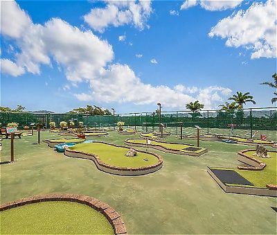 Mini golf at Lawai Beach Resort